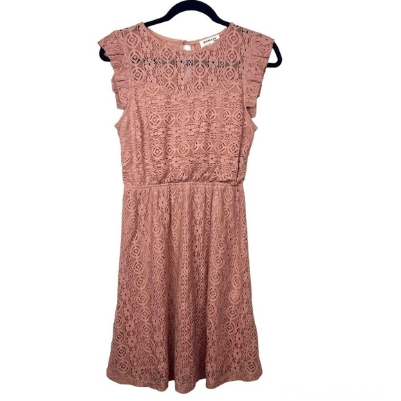 Monteau Dresses & Skirts - Monteau Peachy Pink Floral Lace Mini Dress Juniors Medium